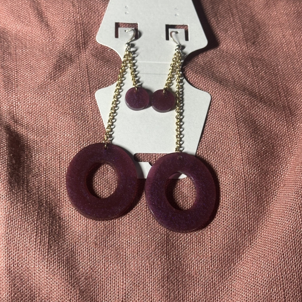 Dangle earrings